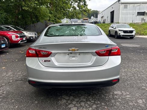Used 2018 Chevrolet Malibu Hybrid FWD image 4