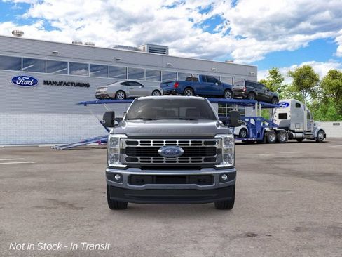 New 2026 Ford F250 XLT w/ FX4 Off-Road Package AWD/4WD image 6
