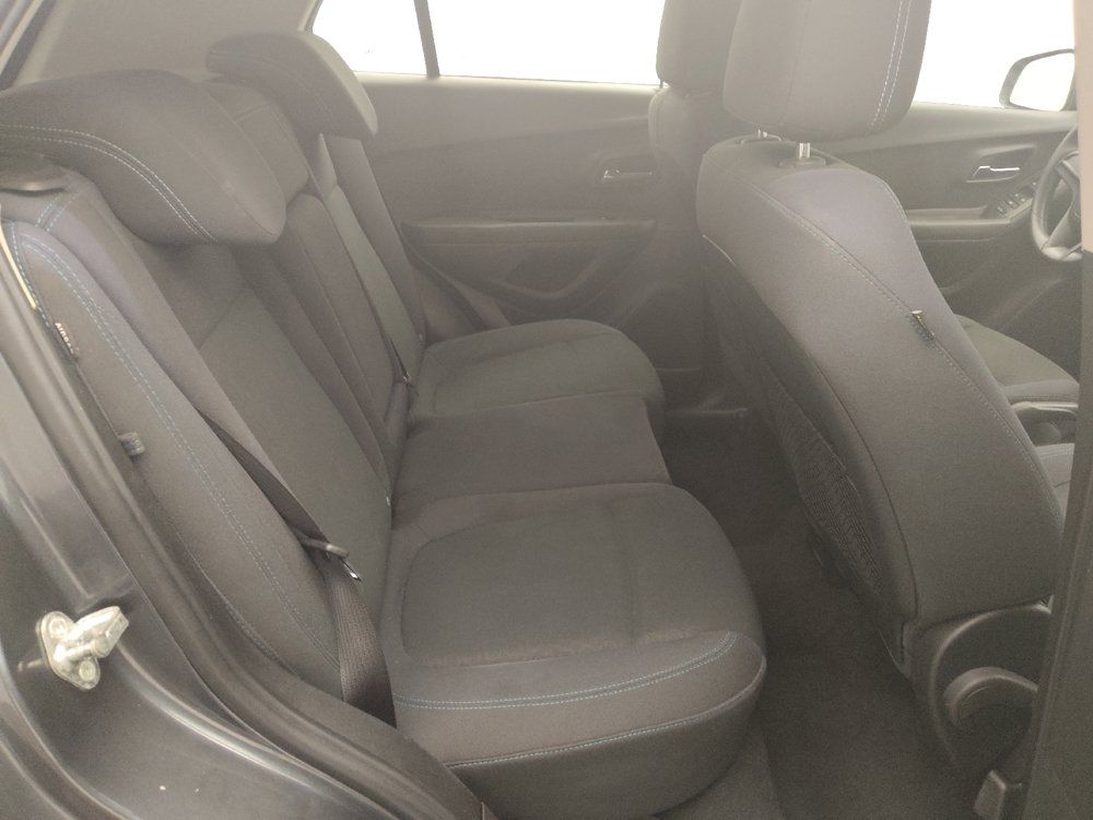 Used 2016 Chevrolet Trax LS w/ LPO, Protection Package AWD/4WD image 19