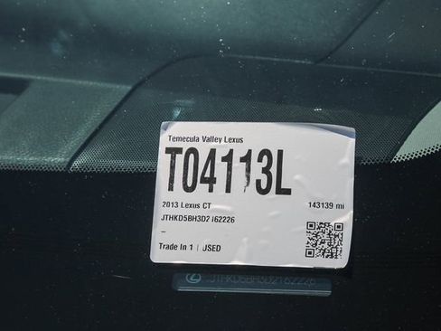 Used 2013 Lexus CT 200h w/ Premium Pkg w/Navigation FWD image 33