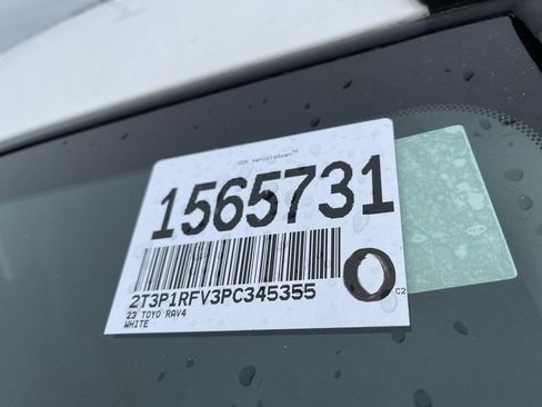 Certified 2023 Toyota RAV4 XLE w/ Convenience Package image 22