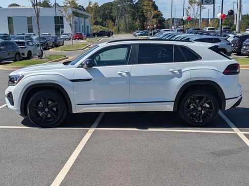 New 2026 Volkswagen Atlas Cross Sport SEL R-Line AWD/4WD image 7