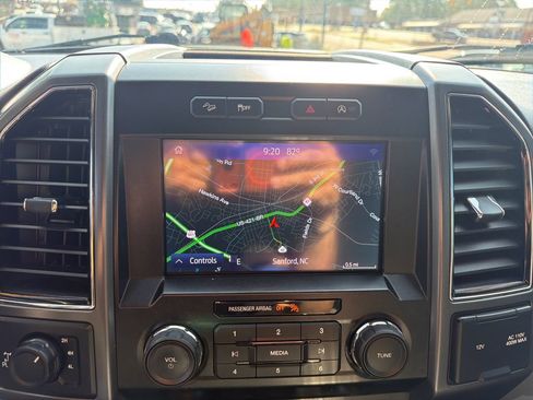 Used 2020 Ford F150 XLT w/ Equipment Group 302A Luxury AWD/4WD image 33