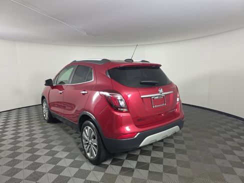 Used 2019 Buick Encore Preferred image 3
