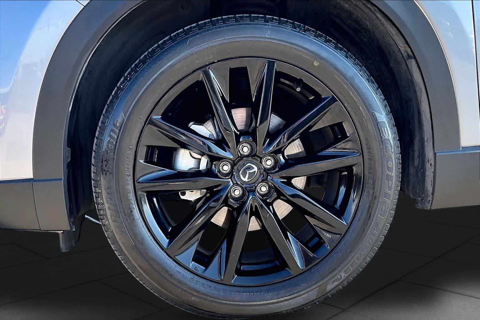 Used 2022 MAZDA CX-9 Touring Plus AWD/4WD image 11