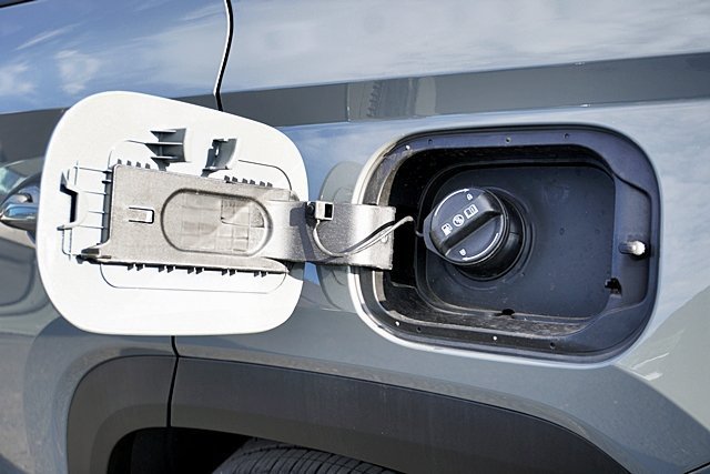 Certified 2026 Hyundai Tucson Limited FWD image 13