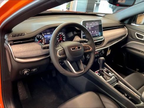New 2026 Jeep Compass Latitude AWD/4WD image 6