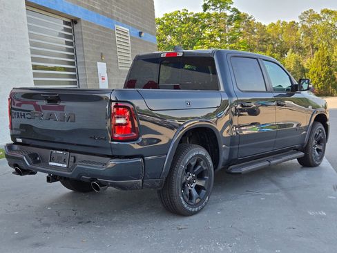 New 2026 RAM 1500 Big Horn AWD/4WD image 7