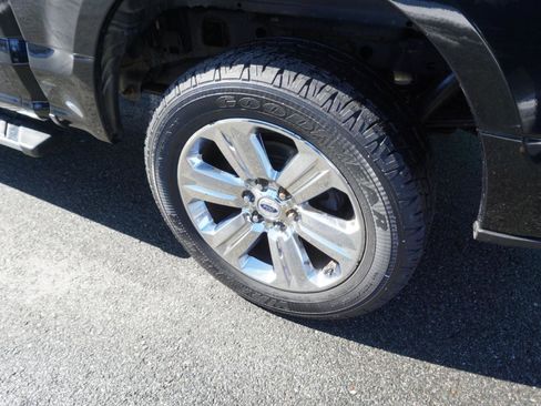 Used 2018 Ford F150 XLT w/ Equipment Group 302A Luxury image 8