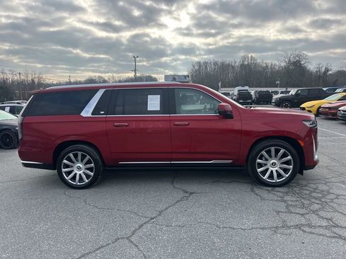 Used 2024 Cadillac Escalade ESV Premium Luxury Platinum image 6