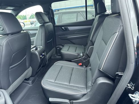 New 2026 Buick Enclave Sport Touring w/ LPO, Floor Liner Package image 28