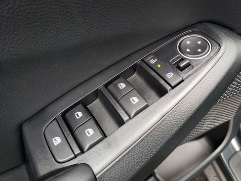 Used 2026 Kia Seltos S image 16