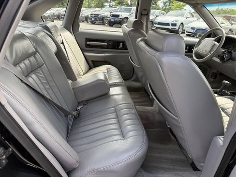 Used 1996 Chevrolet Impala SS RWD image 18