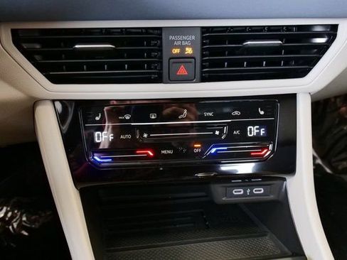 New 2026 Volkswagen Jetta SE image 20