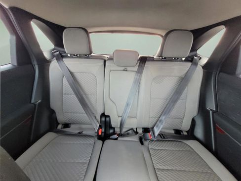 Used 2020 Ford Escape SE image 25