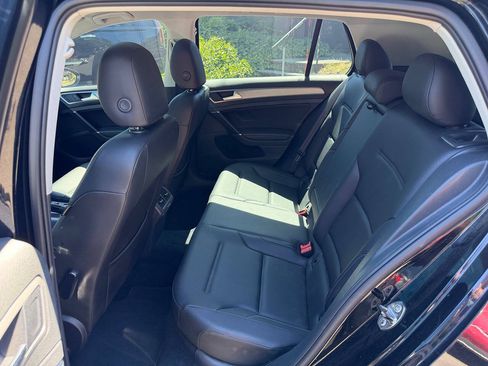 Used 2017 Volkswagen Golf Wolfsburg Edition FWD image 11