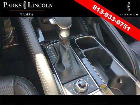 Used 2022 Kia Telluride EX w/ EX Premium Package image 25