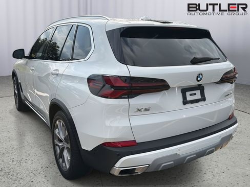 Used 2024 BMW X5 sDrive40i w/ Parking Assistance Package RWD image 10
