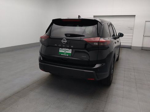 Used 2025 Nissan Rogue SV AWD/4WD image 7