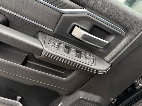 New 2026 RAM 2500 Big Horn AWD/4WD image 10