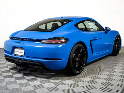 Used 2025 Porsche 718 Cayman image 9
