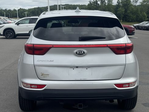 Used 2019 Kia Sportage LX AWD/4WD image 4