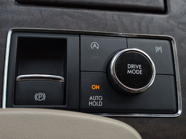Used 2024 Lincoln Navigator Reserve AWD/4WD image 38