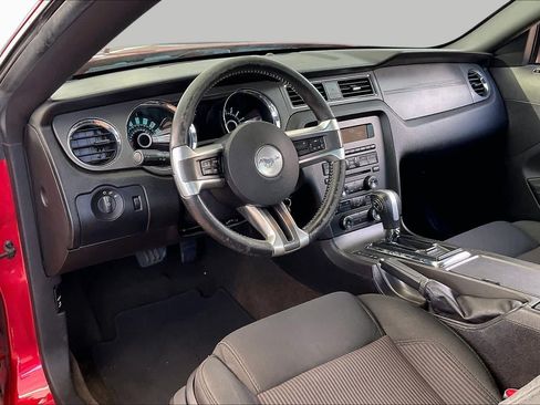 Used 2013 Ford Mustang Coupe RWD image 16