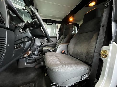 Used 2005 Jeep Wrangler Rubicon AWD/4WD image 11