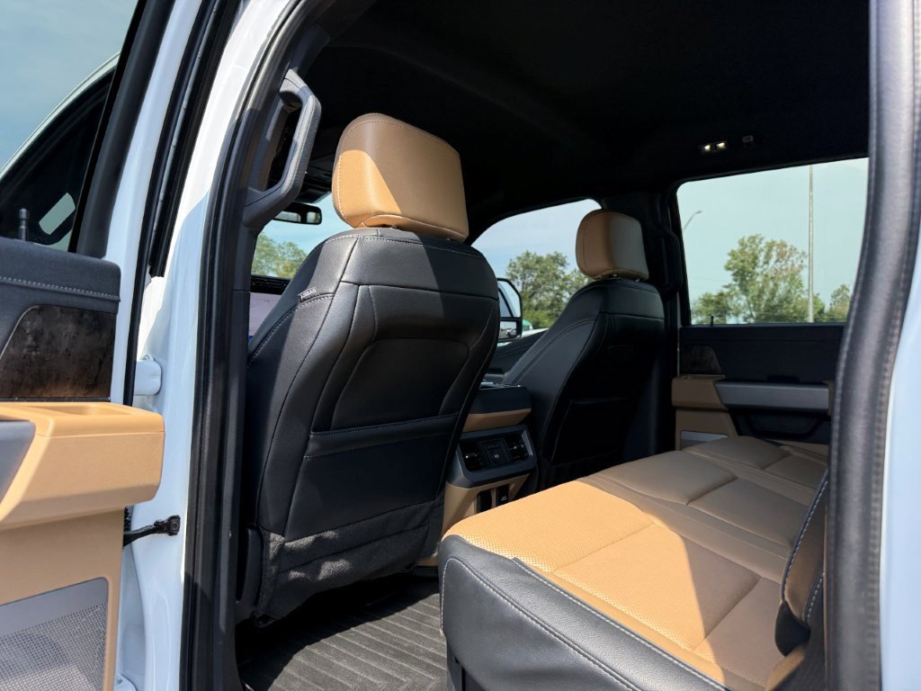 Used 2024 Ford F250 Lariat w/ Sport Appearance Package AWD/4WD image 20