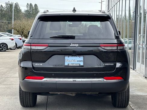 Used 2022 Jeep Grand Cherokee Limited AWD/4WD image 4