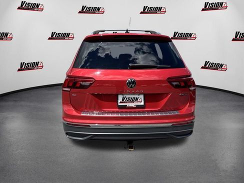 Used 2022 Volkswagen Tiguan SE AWD/4WD image 4