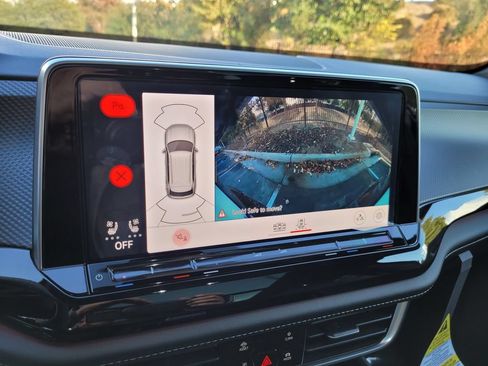 New 2025 Volkswagen Atlas Cross Sport SEL AWD/4WD image 18