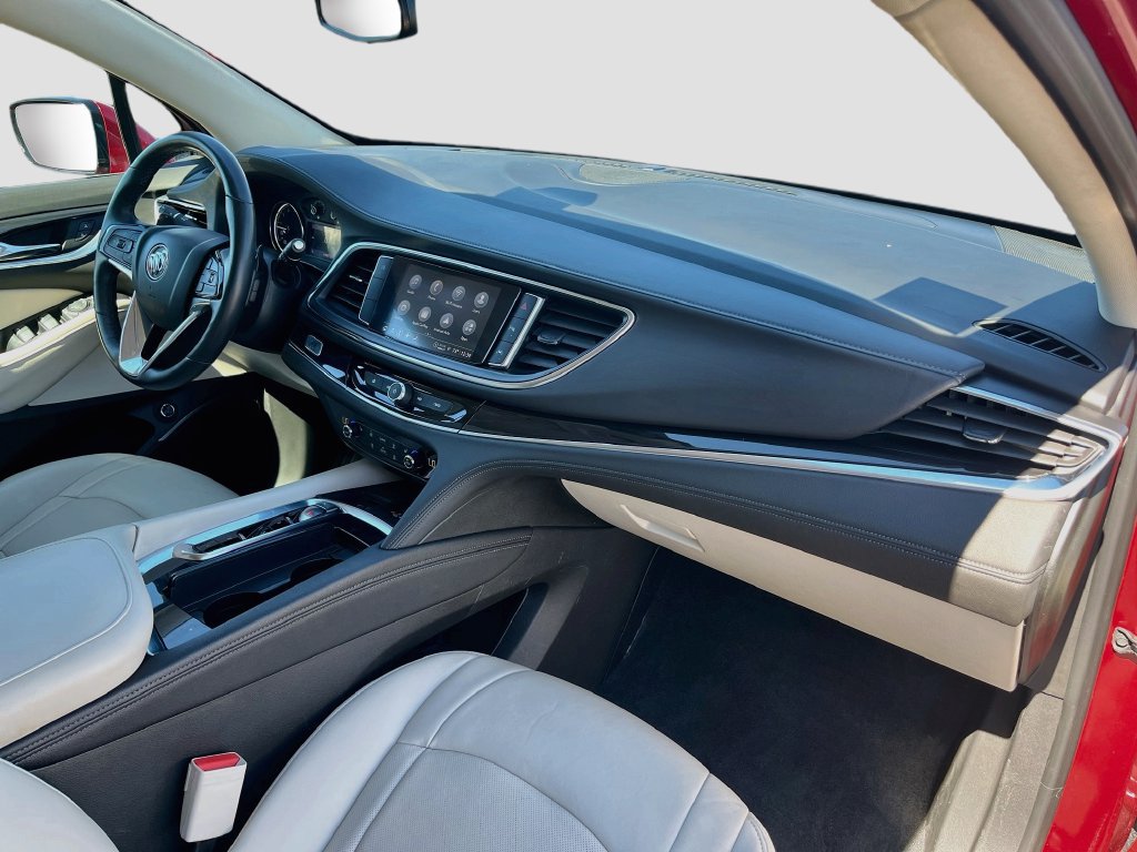 Used 2022 Buick Enclave Essence FWD image 29