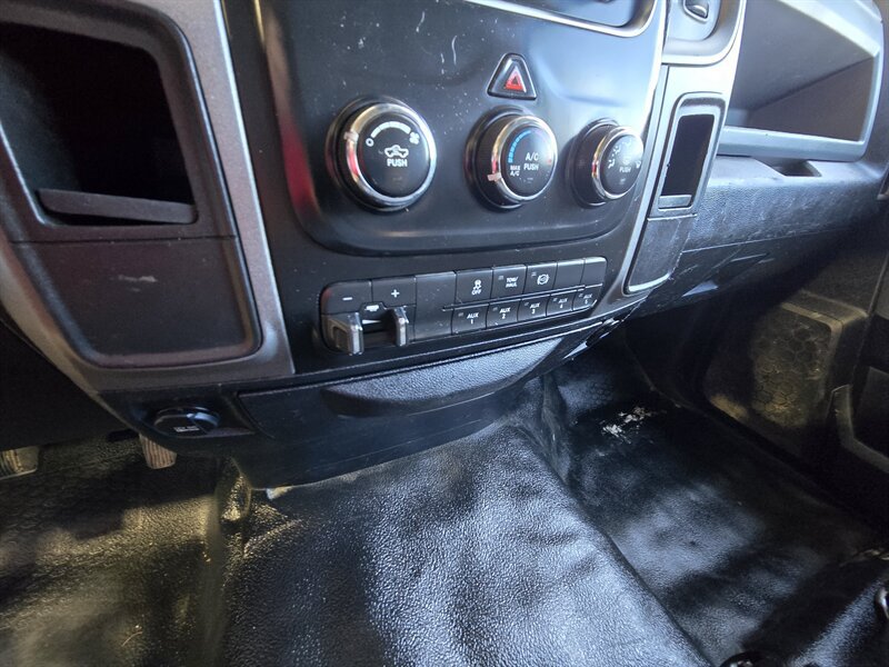Used 2015 RAM 4500 Tradesman w/ Power & Remote Entry Group RWD image 17