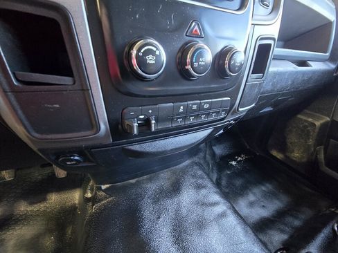 Used 2015 RAM 4500 Tradesman w/ Power & Remote Entry Group image 17