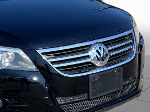 Used 2010 Volkswagen Tiguan SE AWD/4WD image 25