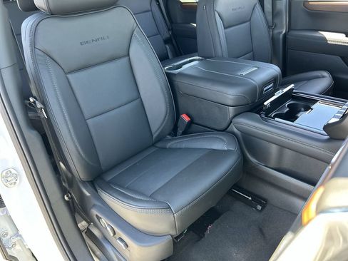 New 2026 GMC Yukon Denali w/ Advanced Technology Package RWD image 28