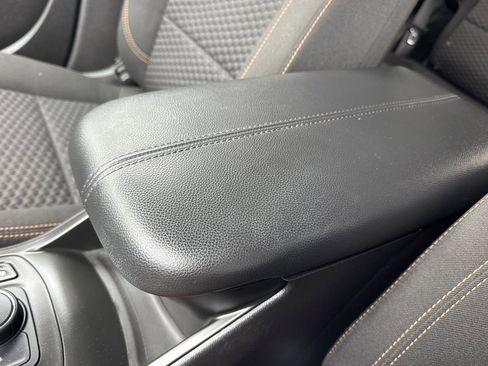 Used 2019 GMC Terrain SLE w/ Driver Convenience Package FWD image 33