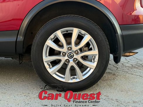 Used 2021 Nissan Rogue Sport S image 22