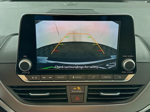 Used 2024 Nissan Altima 2.5 SR image 21