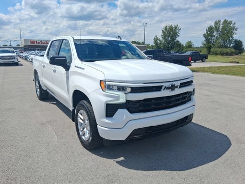 Used 2026 Chevrolet Silverado 1500 RST AWD/4WD image 3