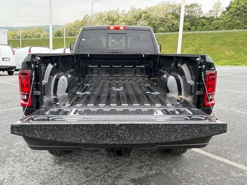 New 2026 RAM 3500 Tradesman AWD/4WD image 6