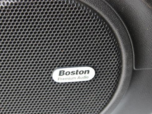 Used 2012 Chevrolet Camaro SS image 33