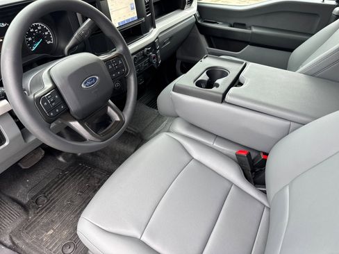 New 2025 Ford F350 XL w/ XL Chrome Package image 10