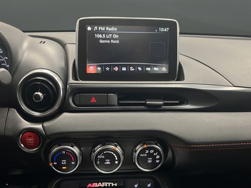 Used 2017 FIAT 124 Spider Abarth RWD image 21