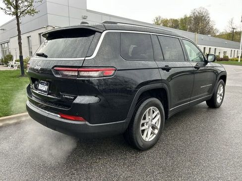 Used 2023 Jeep Grand Cherokee L Laredo w/ Luxury Tech Group I AWD/4WD image 8