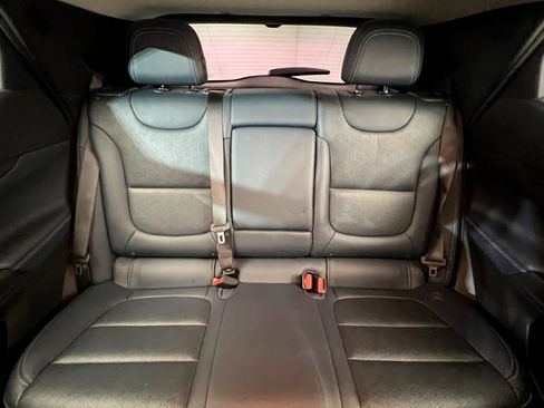 Used 2022 Chevrolet Bolt EUV Premier image 26