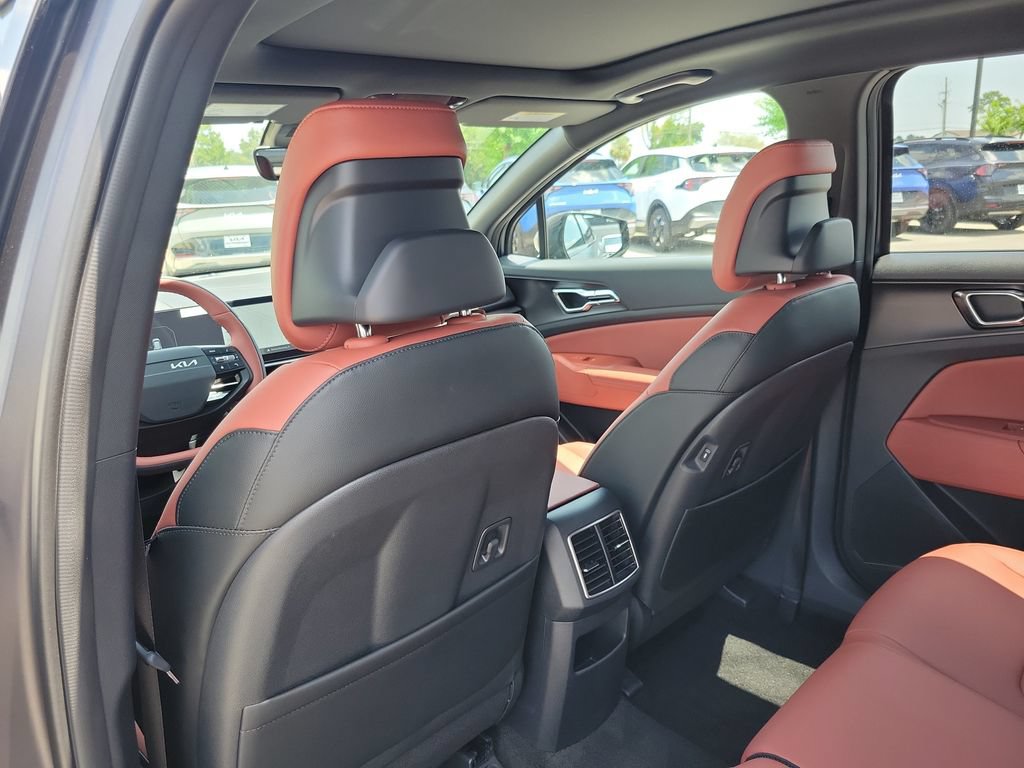 New 2026 Kia Sportage SX FWD image 23