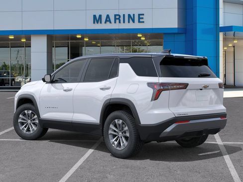 New 2026 Chevrolet Equinox LT w/ Safety and Technology Package FWD image 3